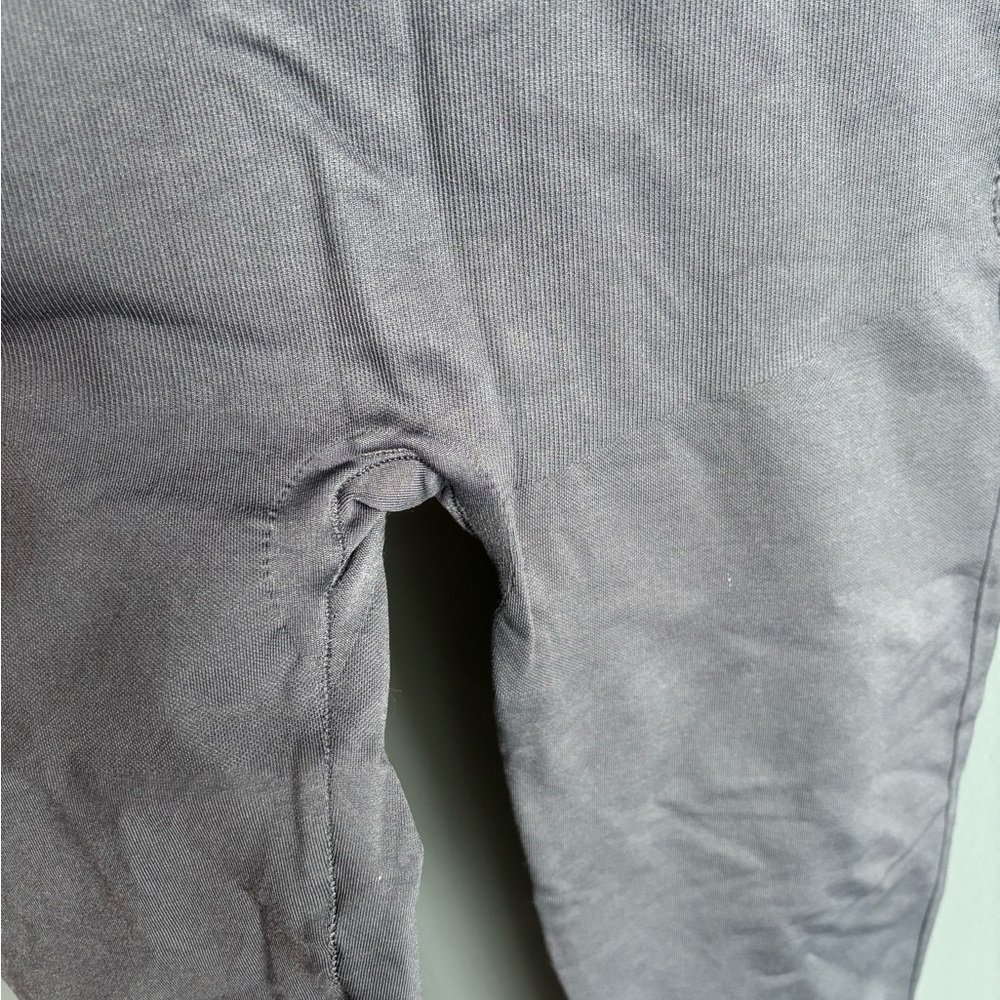 Blanqi Everyday High Waisted Support Leggings - Picture 5 of 13